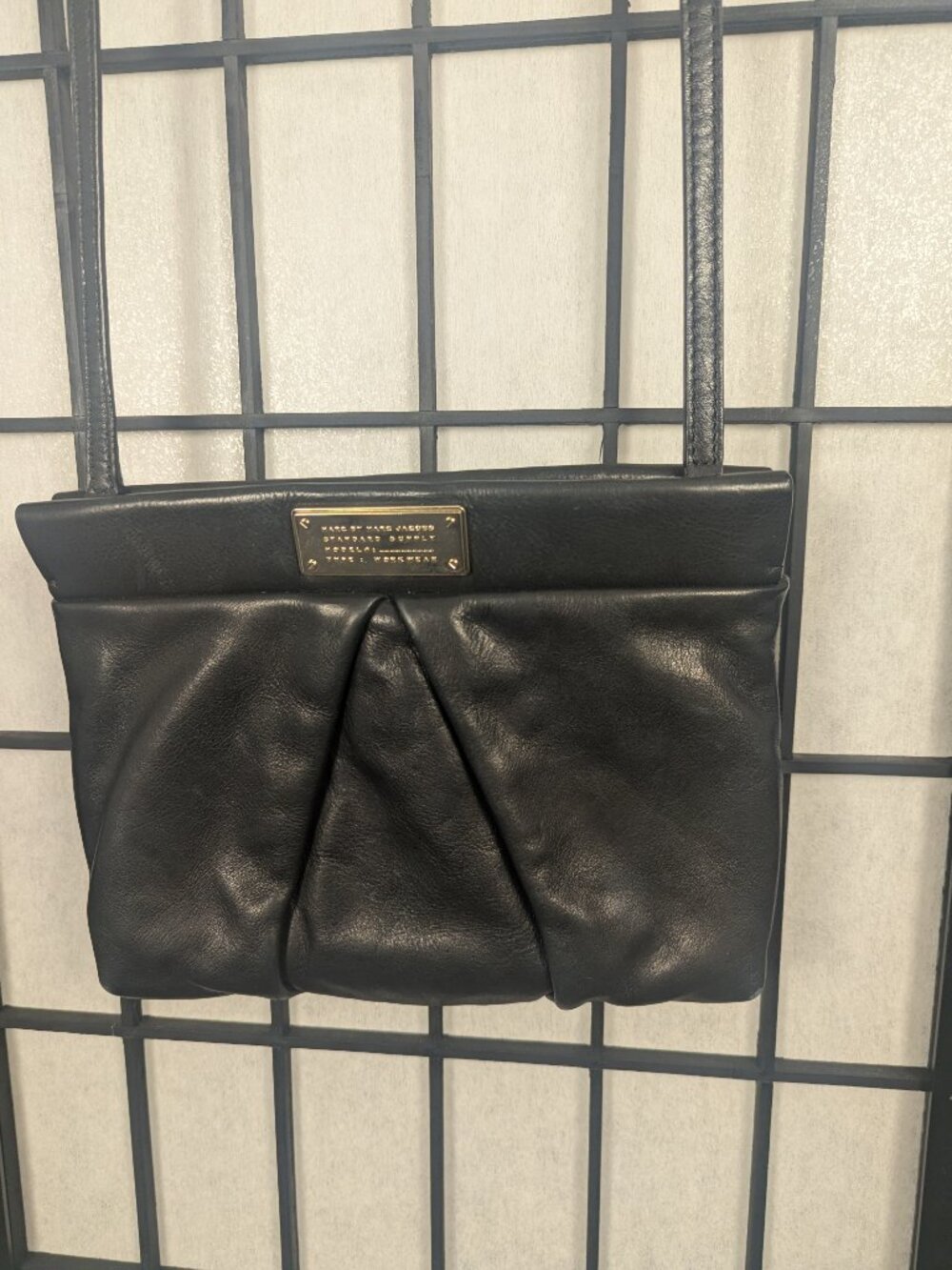 Marc by Marc Jacobs Standard Supply Black Leather Crossbody Bag | Y2K Vintage